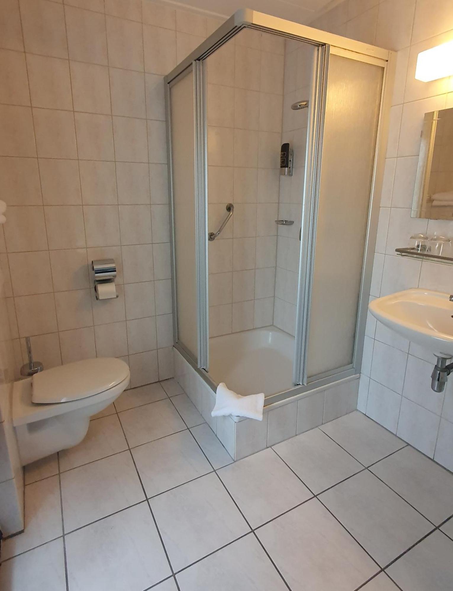 Boutique Hotel De La Ruine Valkenburg aan de Geul Ngoại thất bức ảnh