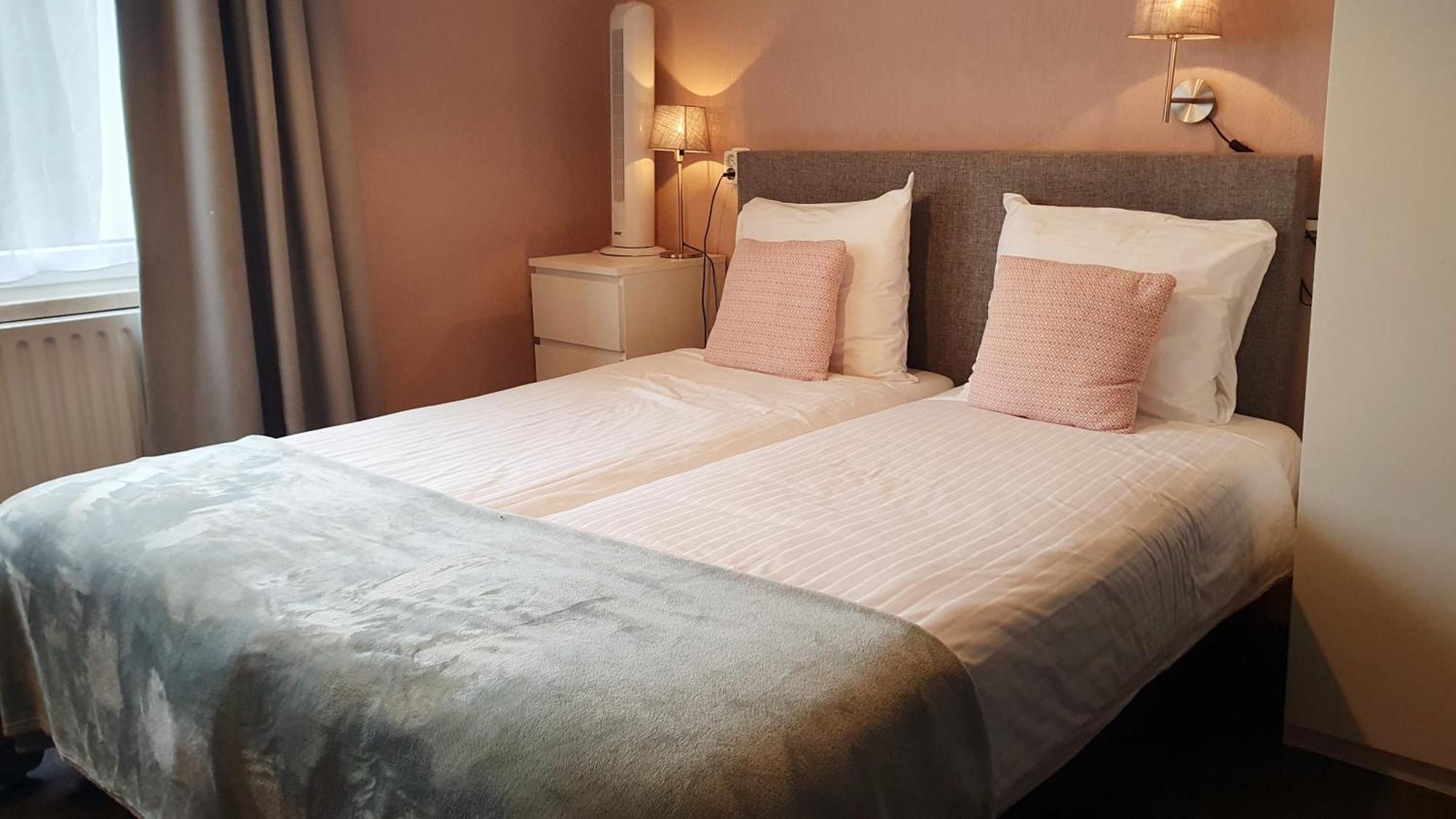 Boutique Hotel De La Ruine Valkenburg aan de Geul Ngoại thất bức ảnh