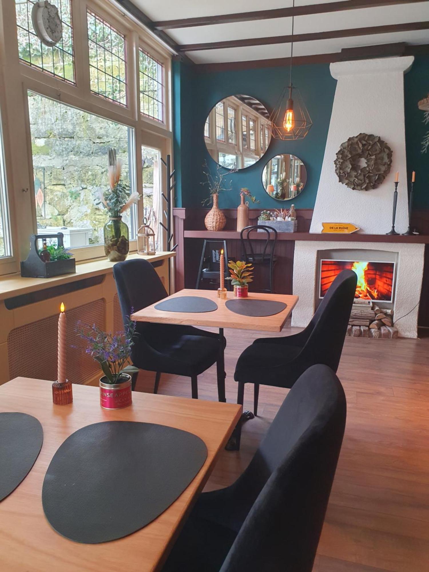 Boutique Hotel De La Ruine Valkenburg aan de Geul Ngoại thất bức ảnh